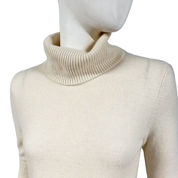 Victor Alfaro Ivory 100% Cashmere Turtleneck Sweater Womens Size M Medium - Picture 2 of 9